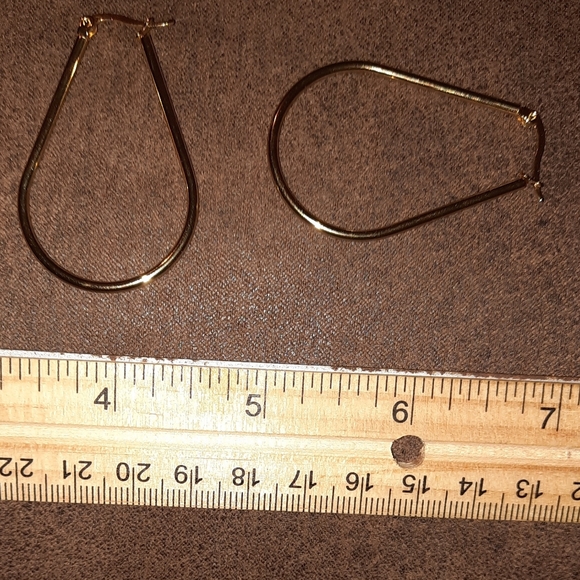Gold plated hoops open teardrop hinge hooks new no tags - Picture 5 of 6